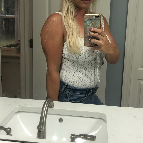 Blue Blush White Floral Bodysuit Front Tie - Picture 6 of 6